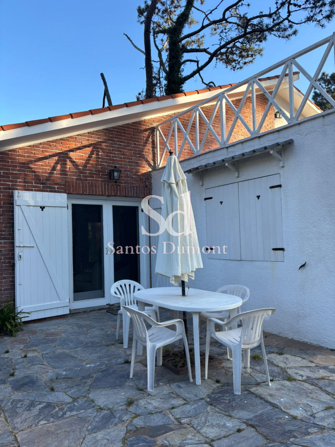 Casa ID.25442 - Casa en venta en playa mansa, Punta del Este