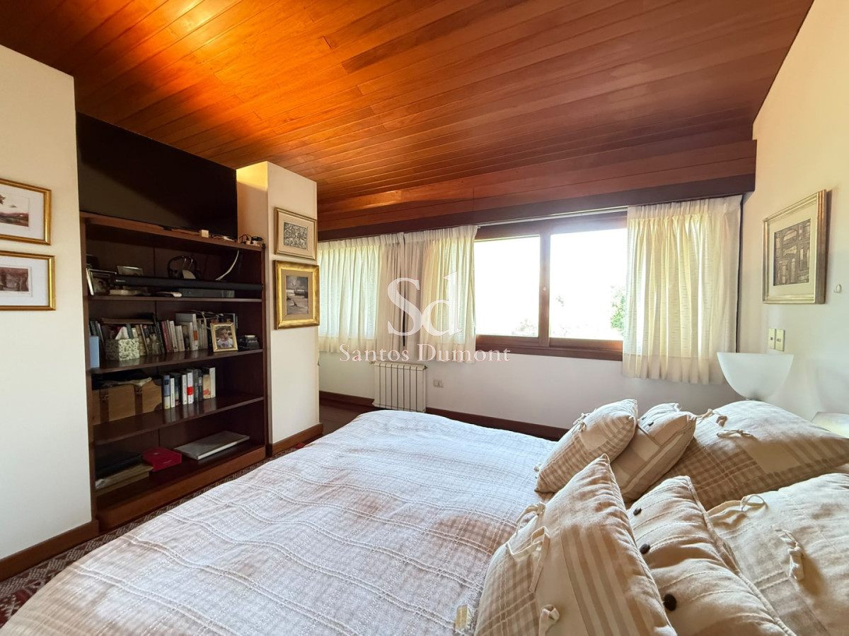 Casa ID.25788 - Venta Casa 5 dormitorios Punta del Este Playa Mansa