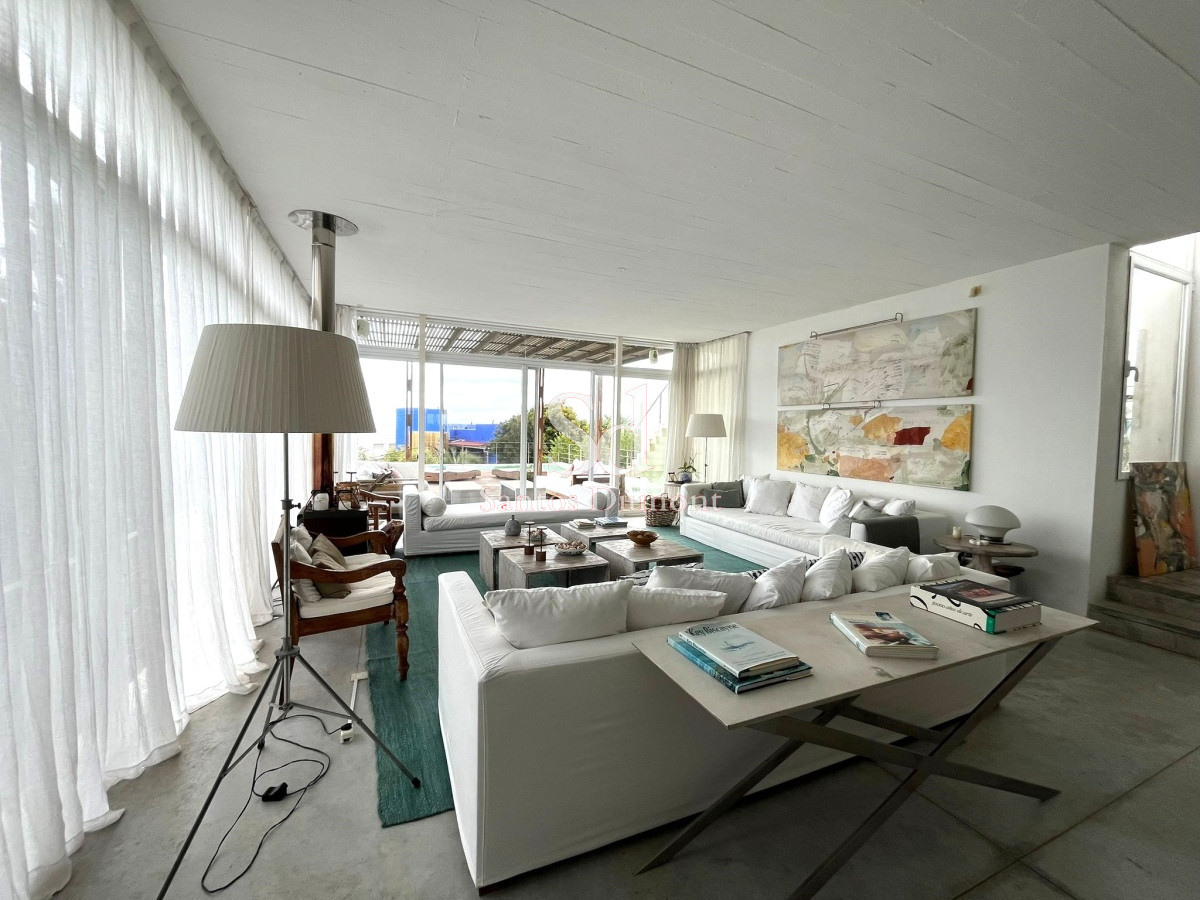 Casa ID.12184 - EXCELENTE UBICACION