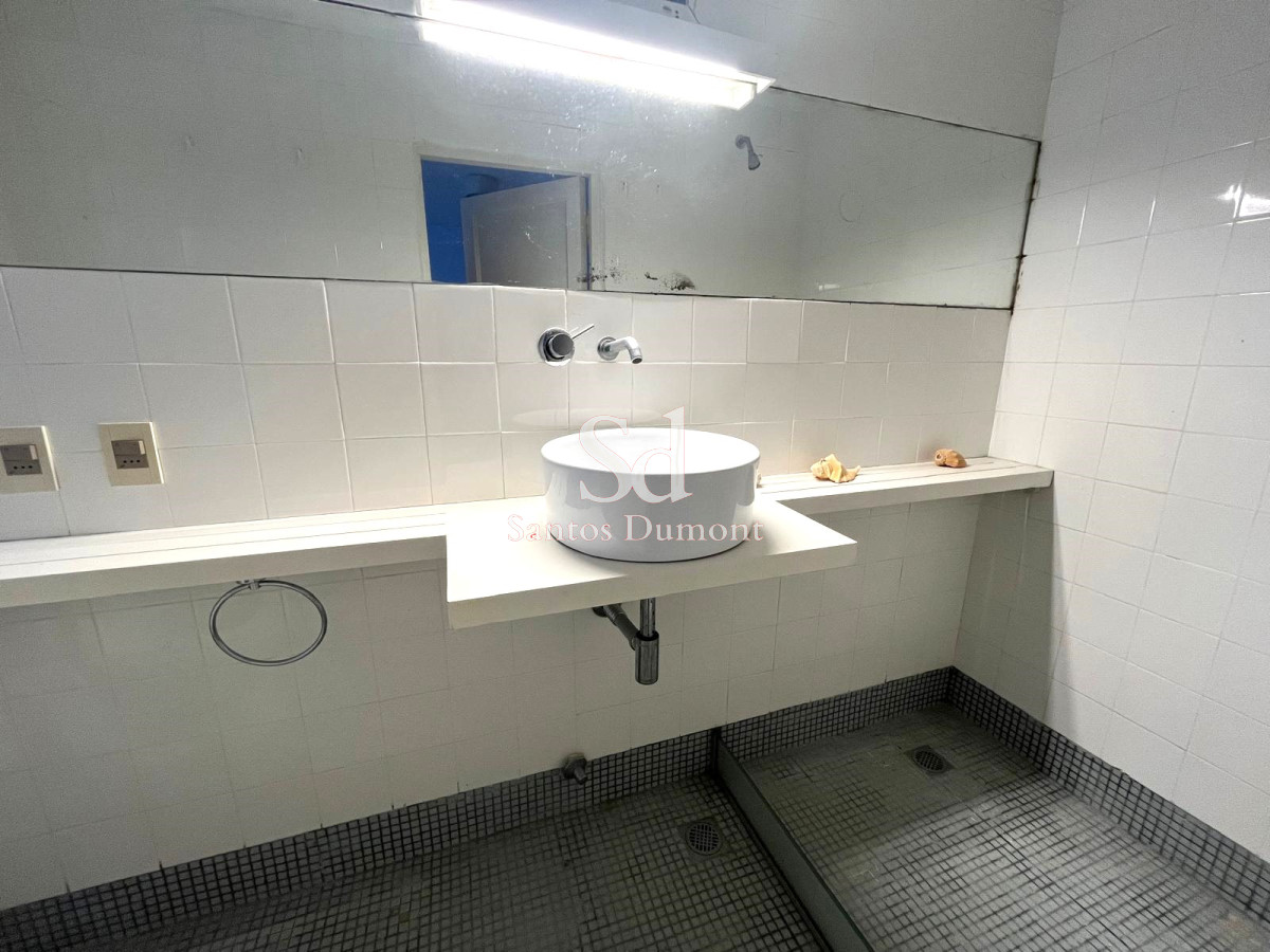Casa ID.24519 - VENTA - ESPECTACULAR UBICACION