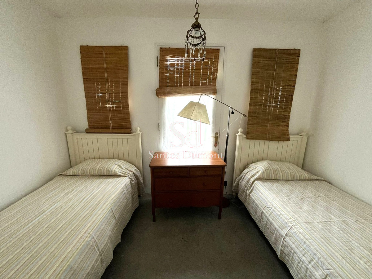 Casa ID.12184 - EXCELENTE UBICACION