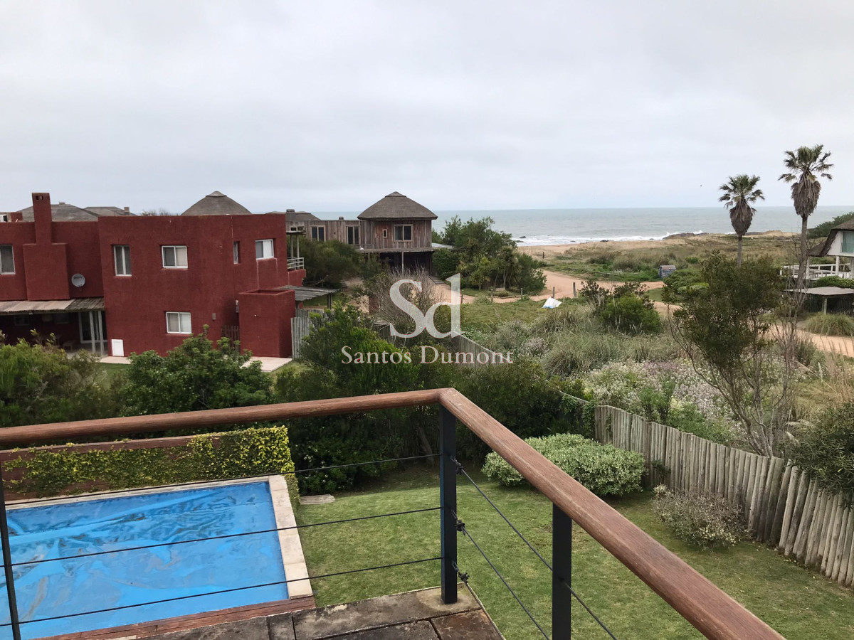 Casa ID.11821 - Casa en Manantiales, Punta Piedras