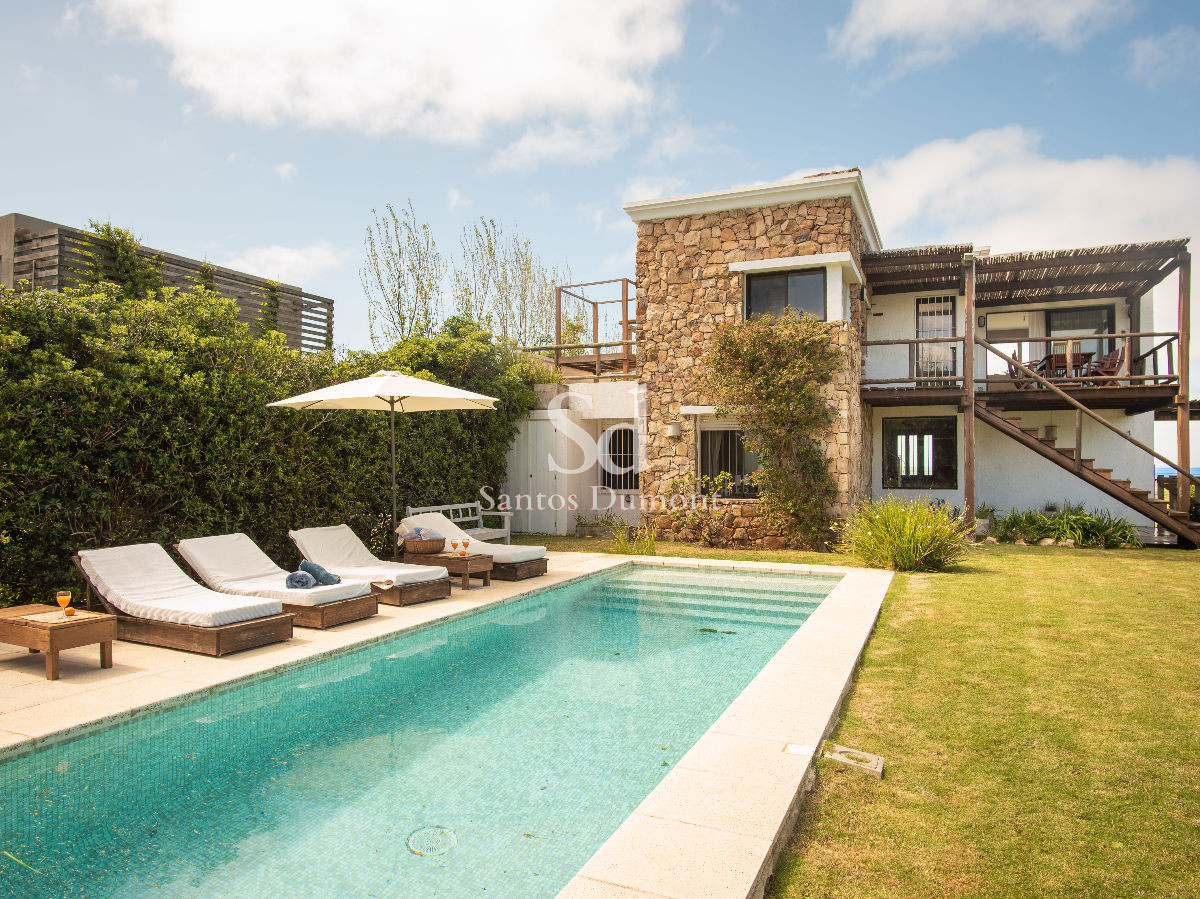 Casa ID.11878 - Espectacular casa - 4 dorms- frente al mar 