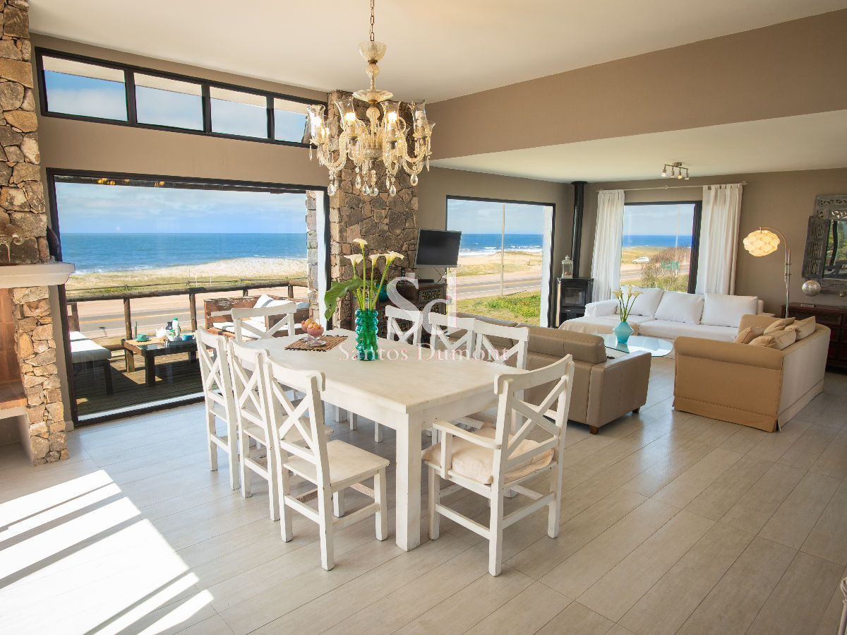 Casa ID.11878 - Espectacular casa - 4 dorms- frente al mar 