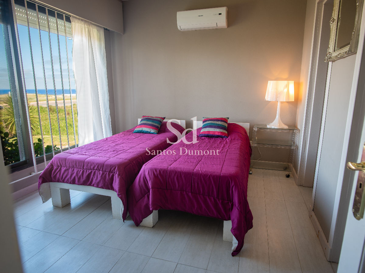 Casa ID.11878 - Espectacular casa - 4 dorms- frente al mar 