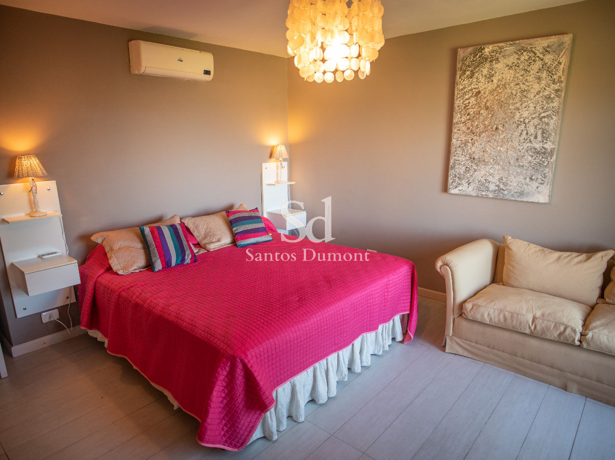 Casa ID.11878 - Espectacular casa - 4 dorms- frente al mar 