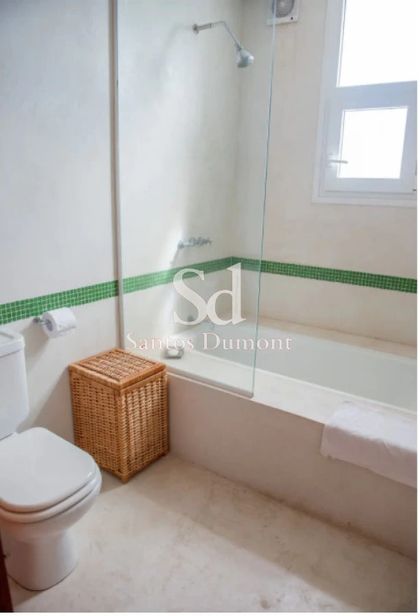 Casa ID.12011 - VENTA - ESPECTACULAR CASA SOBRE EL MAR, JOSE IGNACIO