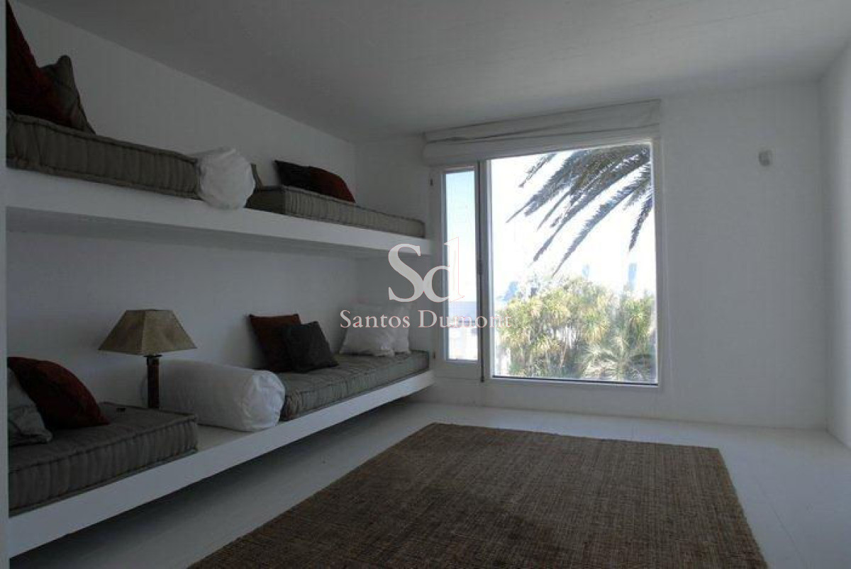 Casa ID.12131 - EXCELENTE UBICACION