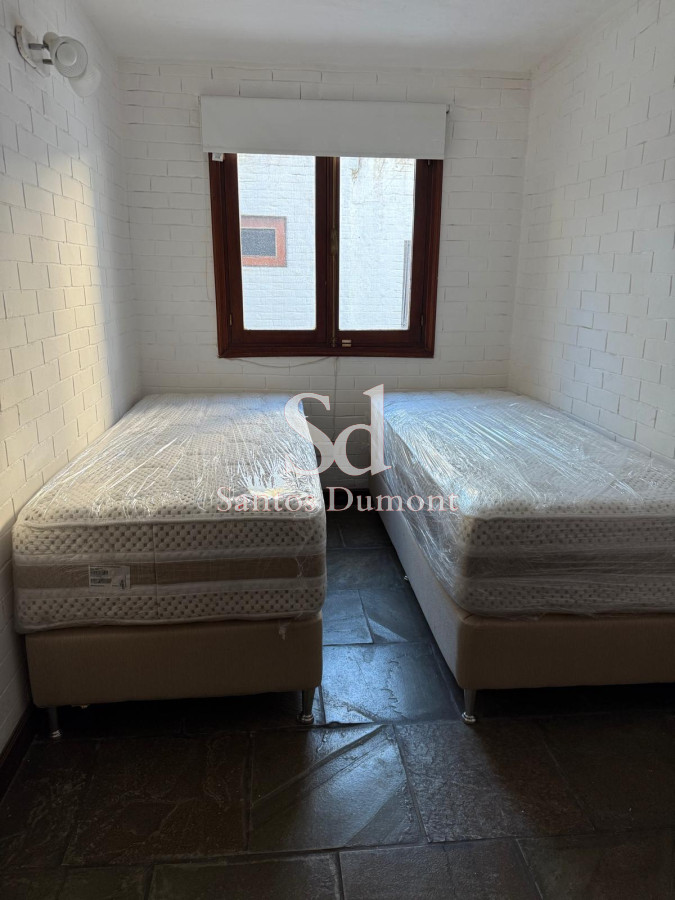 Casa ID.25352 - Venta Casa 6 dormitorios El Golf Punta del Este