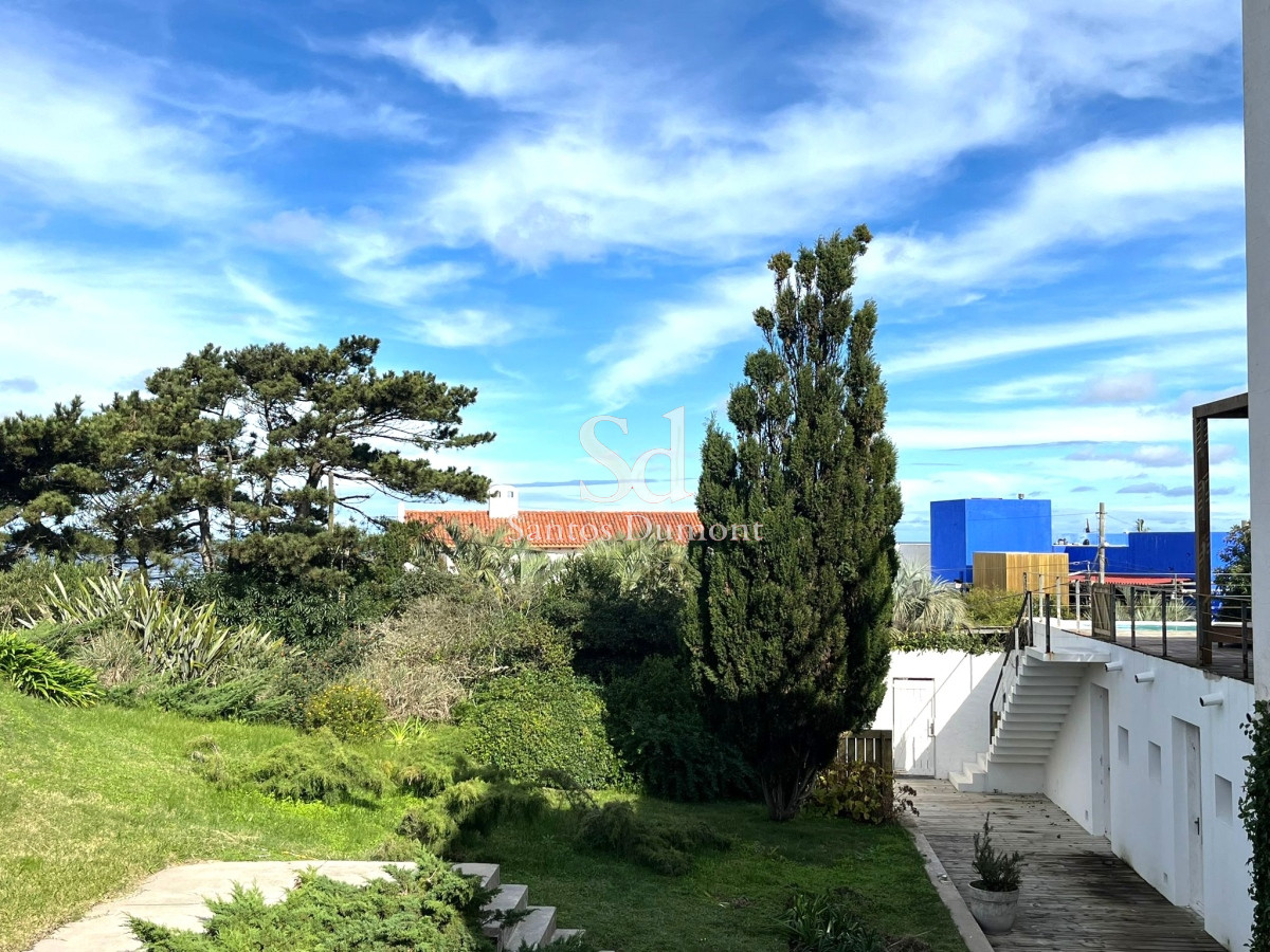 Casa ID.12184 - EXCELENTE UBICACION