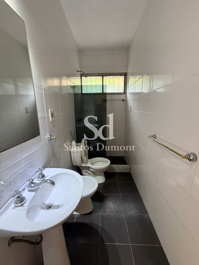 Casa ID.25724 - Casa en venta Playa Mansa, 5 dormitorios