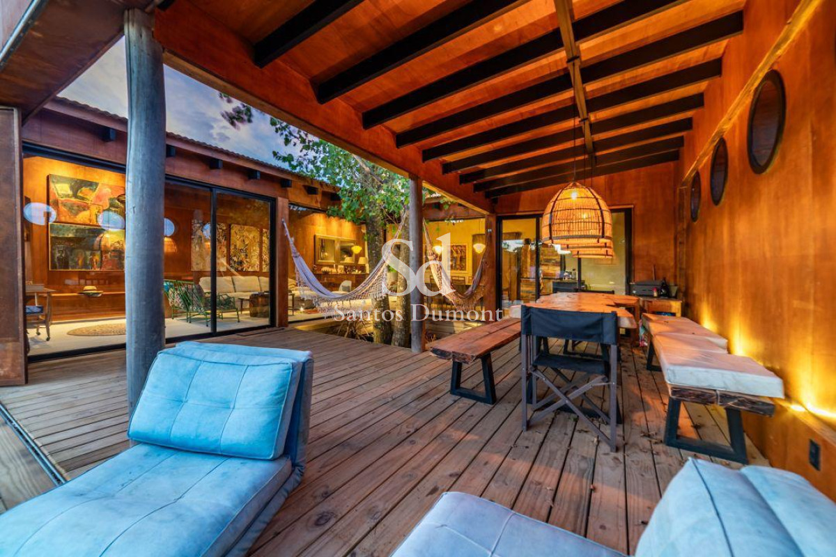 Casa ID.25041 - VENTA - EXCELENTE UBICACION