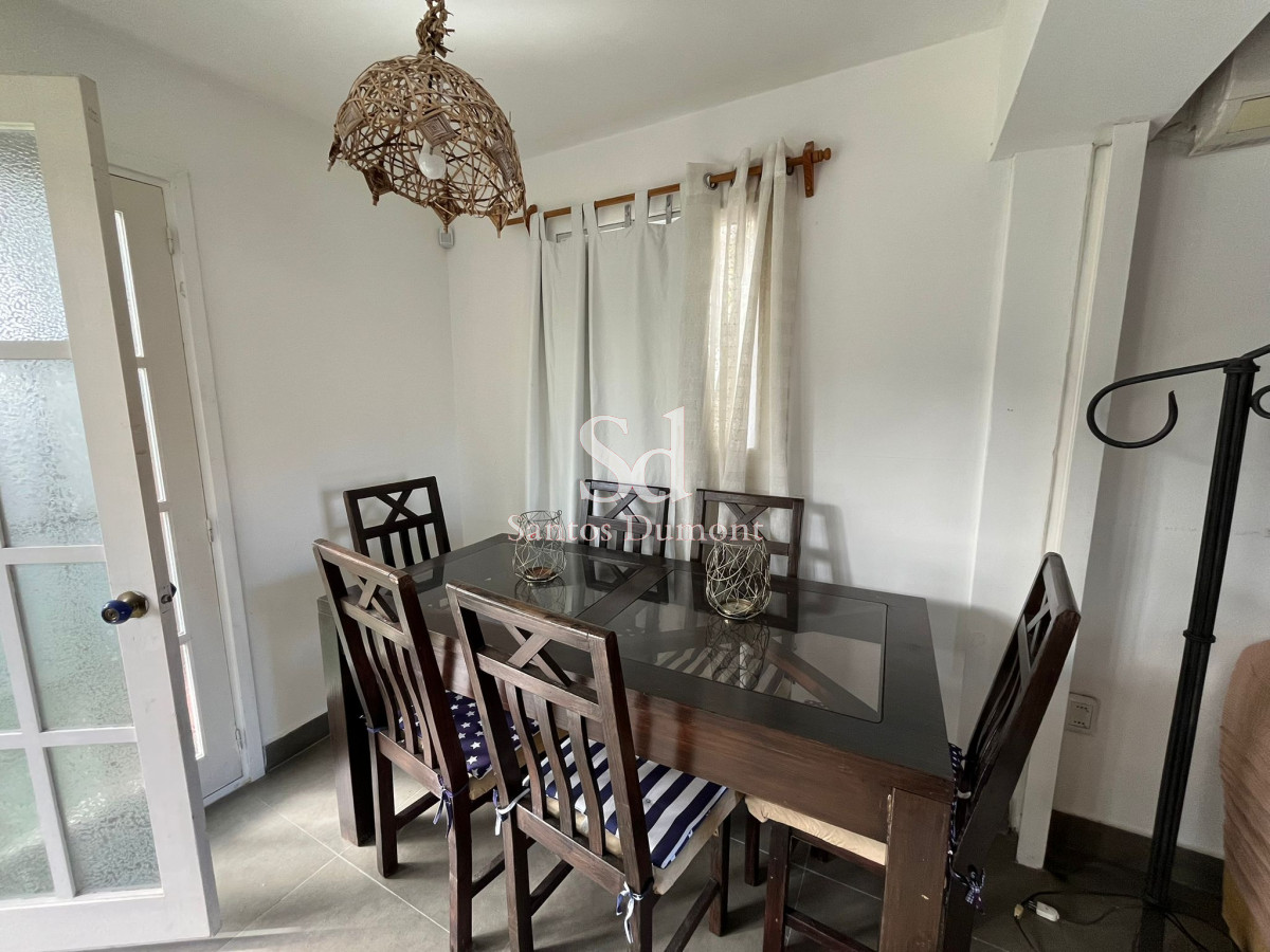Casa ID.11911 - VENTA - EXCELENTE UBICACION