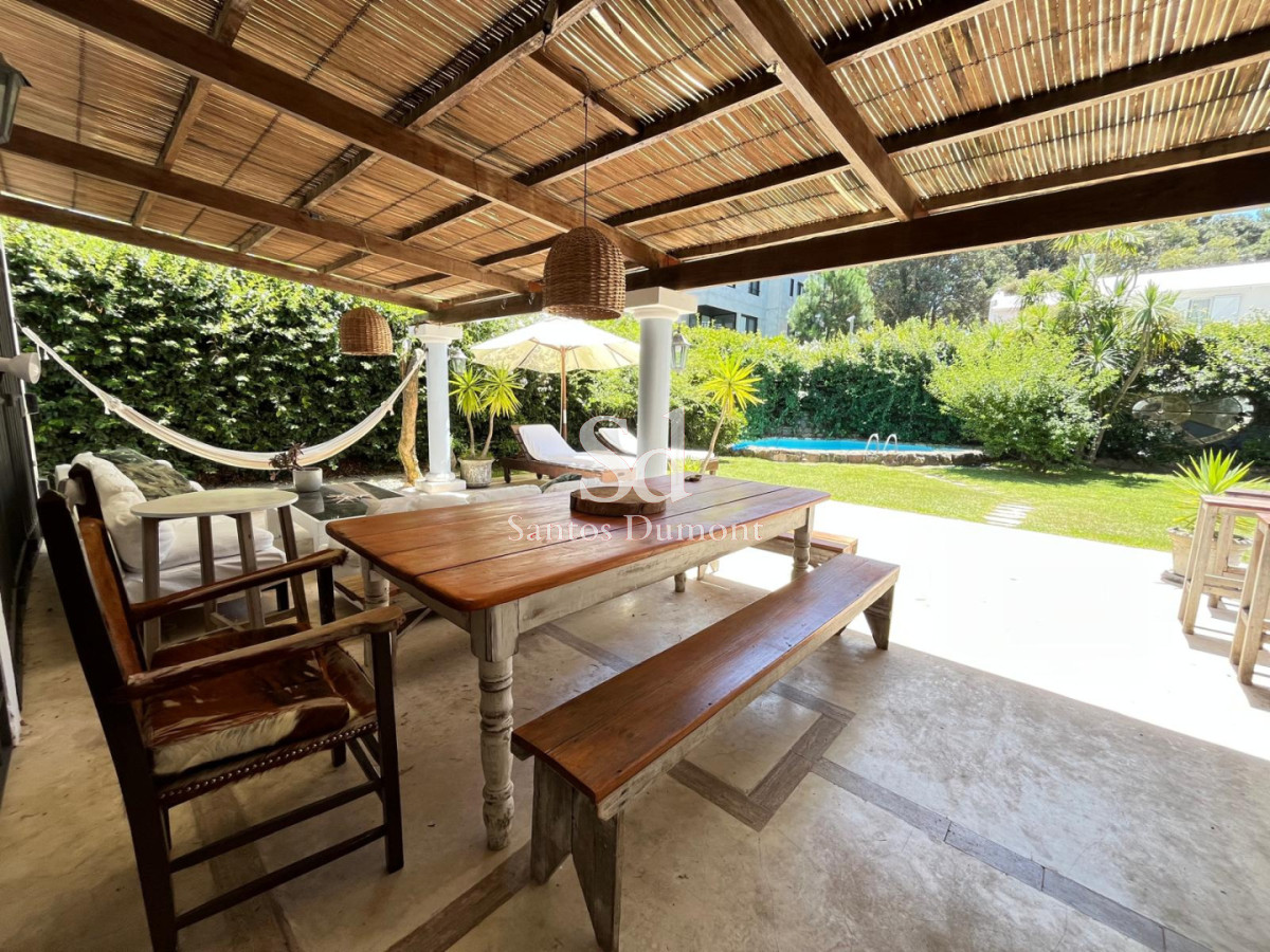 Casa ID.12292 - LA BARRA, MONTOYA - VENTA Y ALQUILER