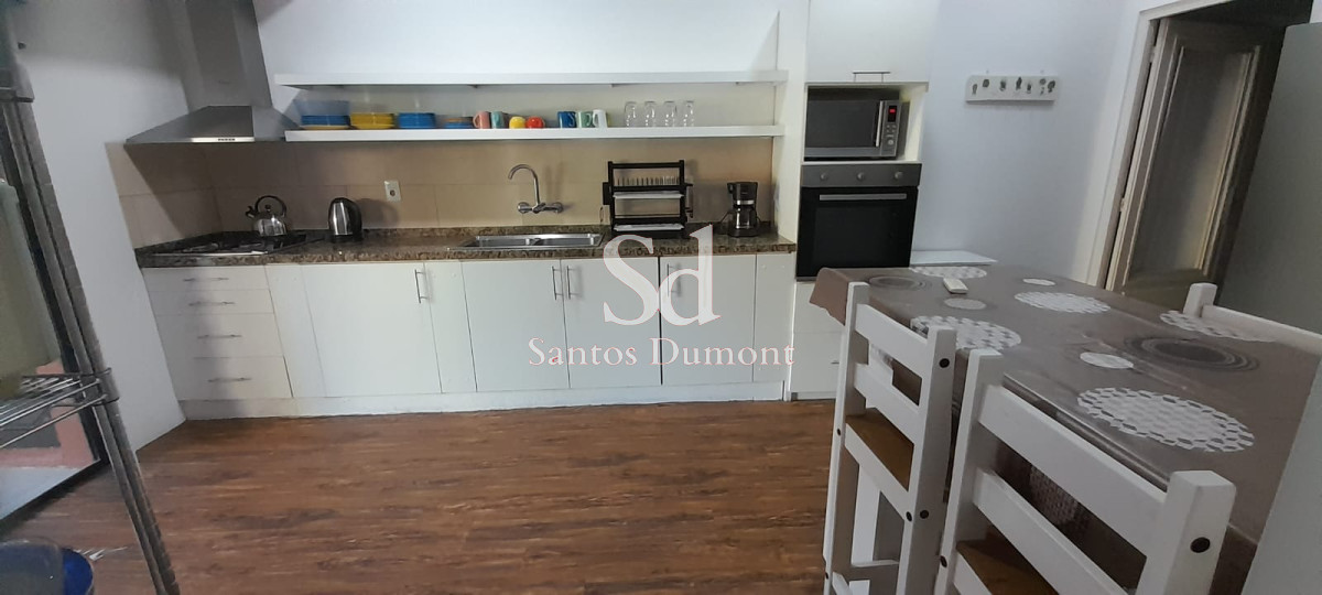 Casa ID.25003 - VENTA - EXCELENTE UBICACION