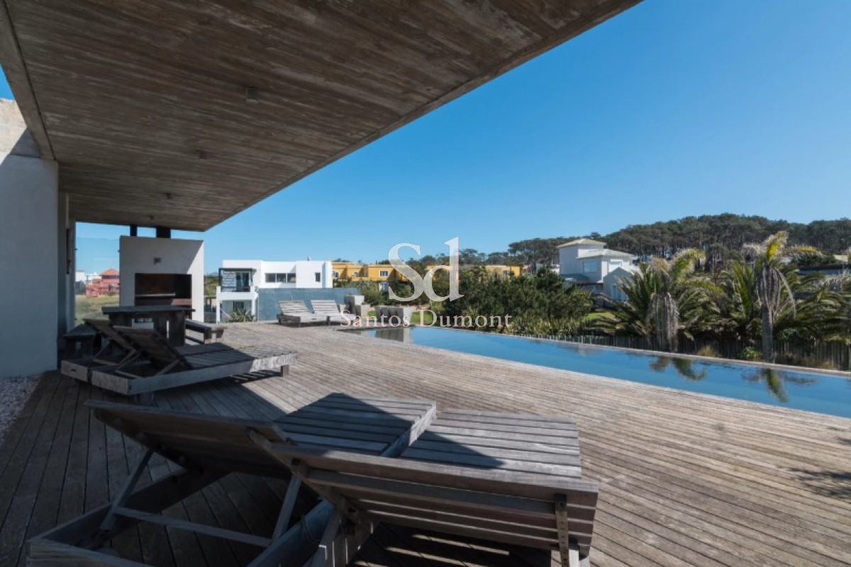 Casa ID.12152 - espectacular ubicación sobre ruta 10 