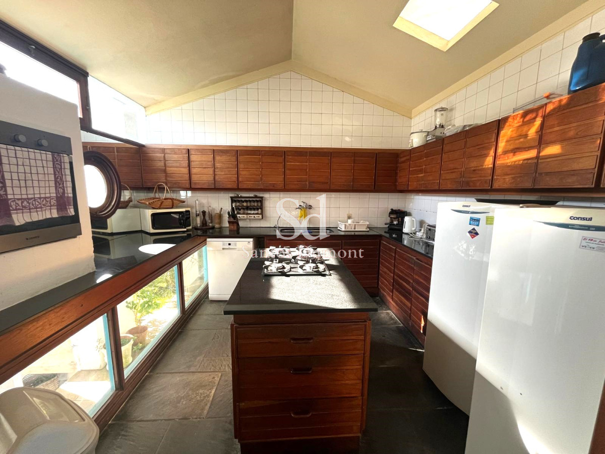 Casa ID.24519 - VENTA - ESPECTACULAR UBICACION