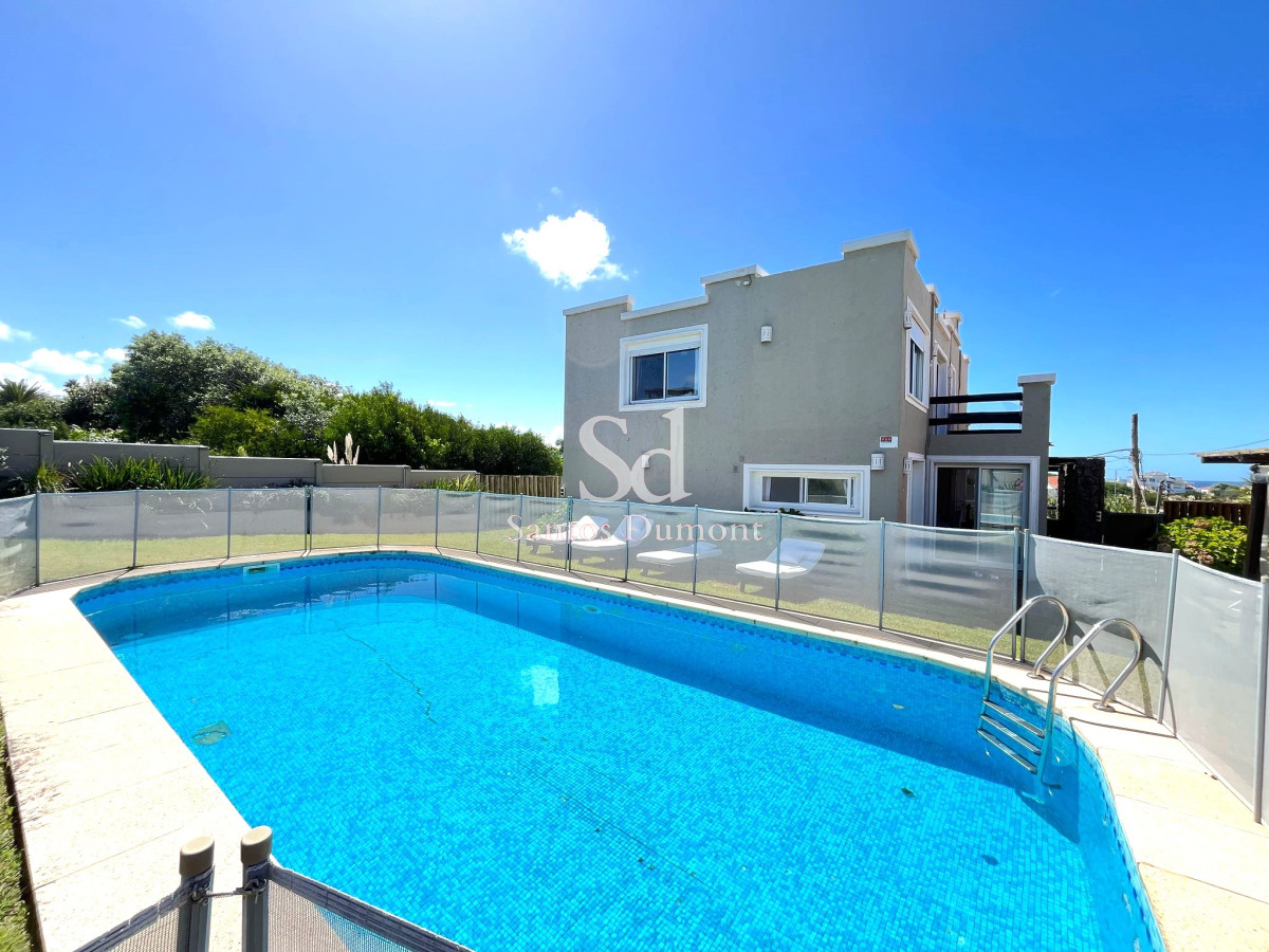 Casa ID.11620 - VENTA - EL CHORRO, A METROS DEL MAR