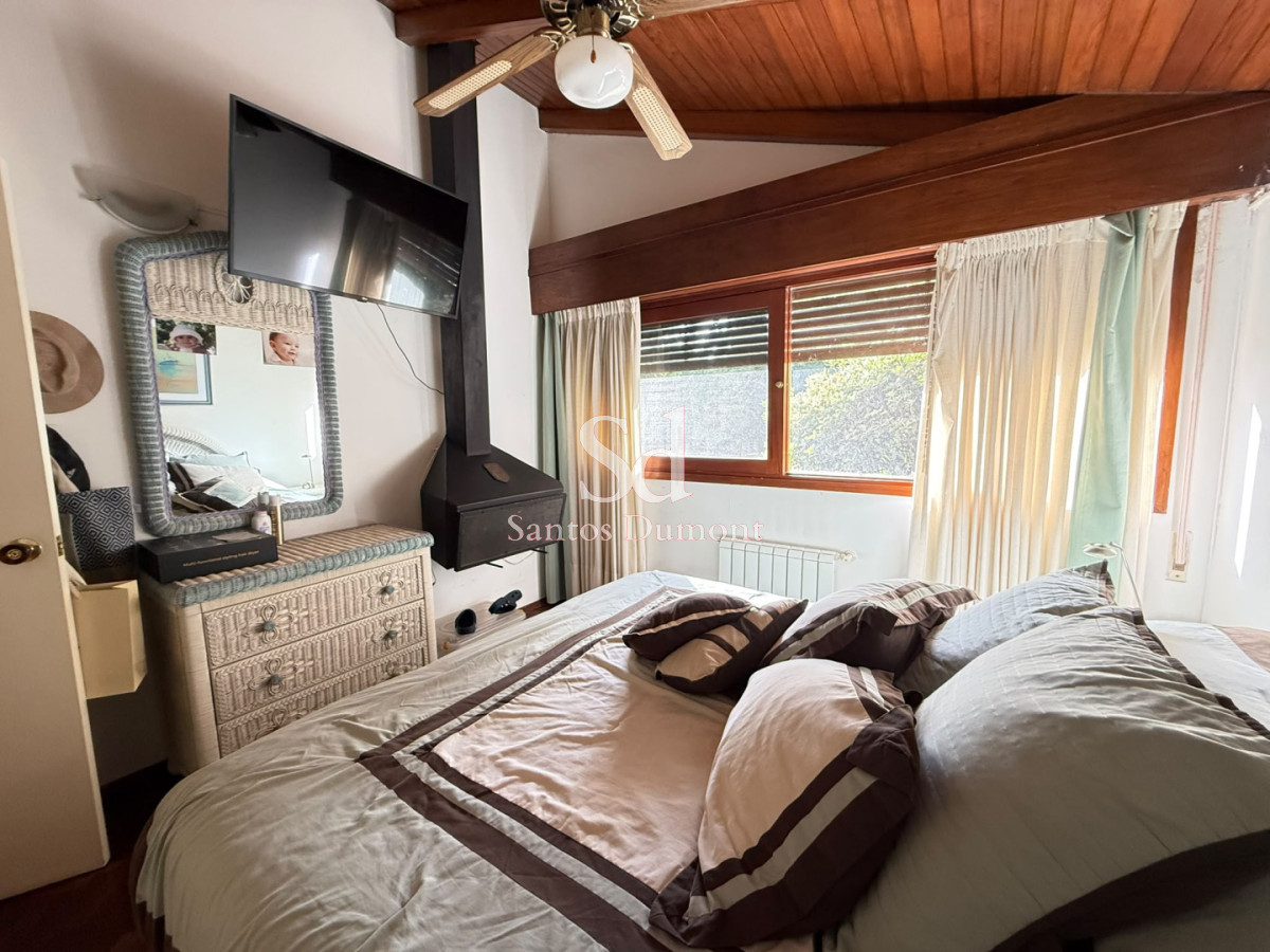 Casa ID.25788 - Venta Casa 5 dormitorios Punta del Este Playa Mansa