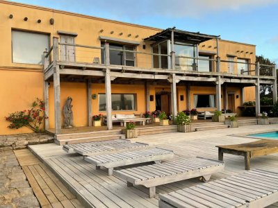 ESPECTACULAR CASA EN VENTA