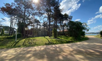 Casa en La Barra, Laguna Blanca