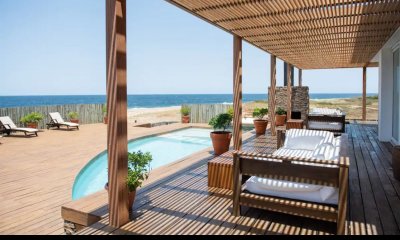 VENTA - ESPECTACULAR CASA SOBRE EL MAR, JOSE IGNACIO