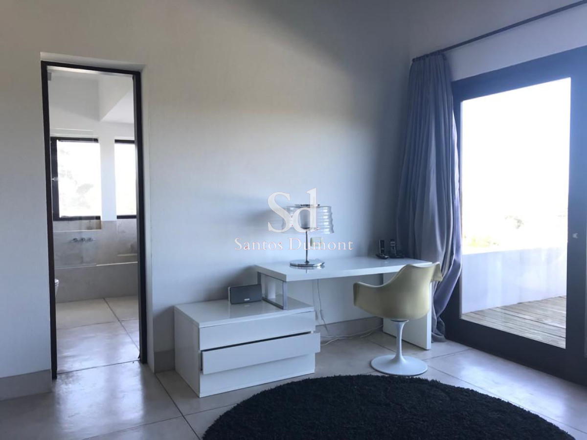 Chacra ID.13372 - Espectacular chacra - 4 Dorms - en venta 