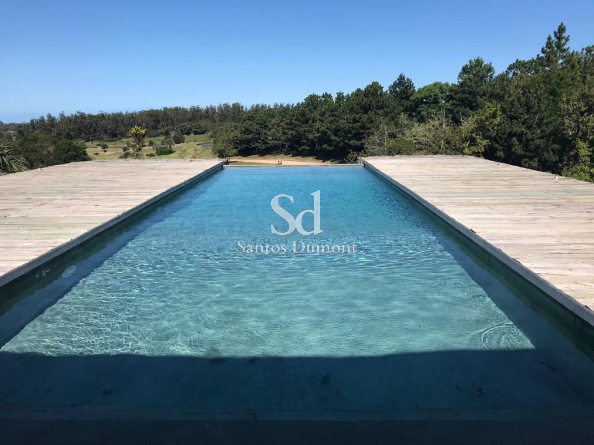 Chacra ID.13372 - Espectacular chacra - 4 Dorms - en venta 