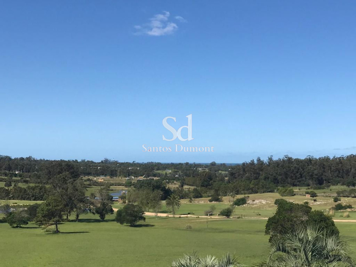 Chacra ID.13372 - Espectacular chacra - 4 Dorms - en venta 