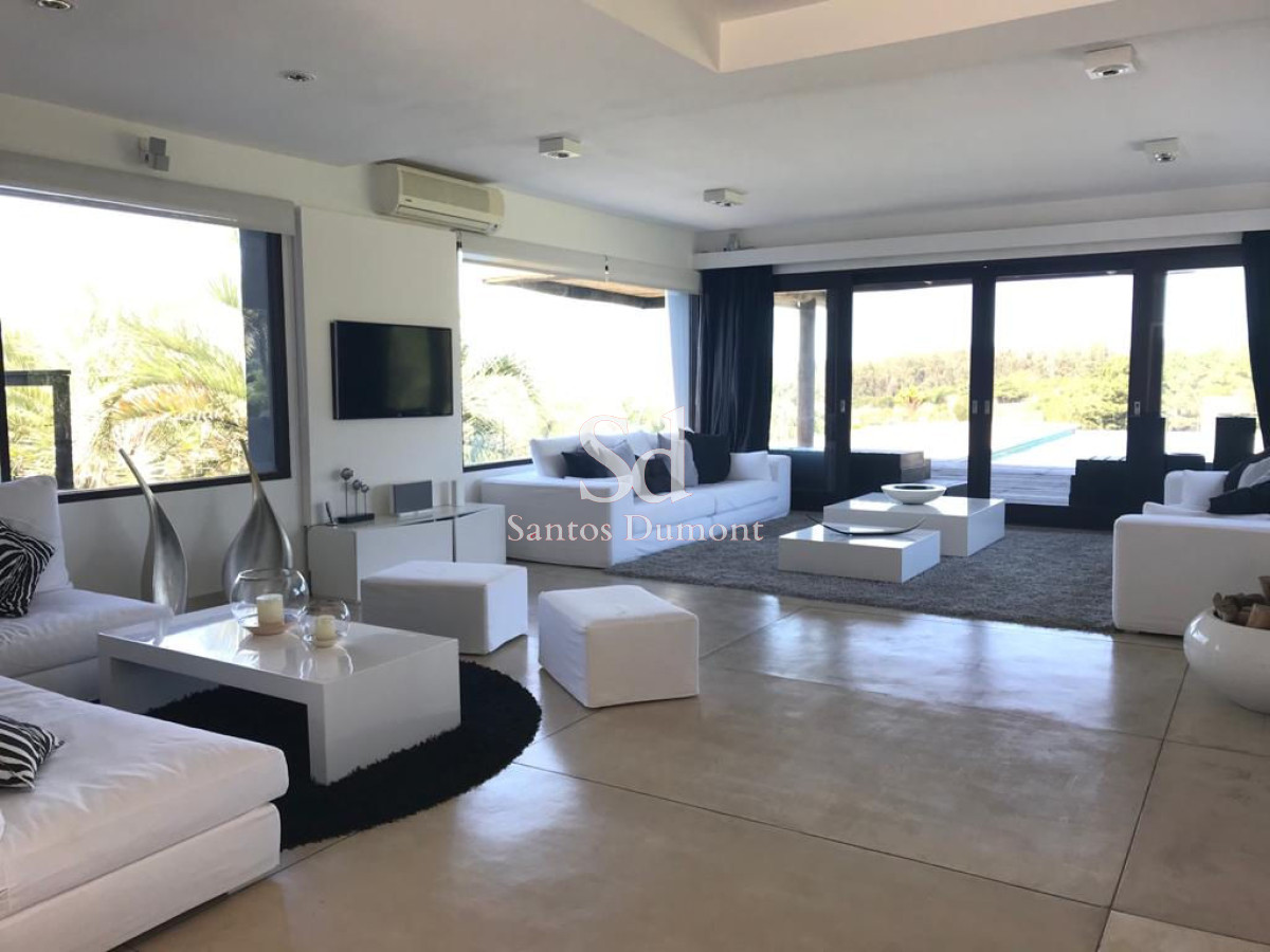 Chacra ID.13372 - Espectacular chacra - 4 Dorms - en venta 