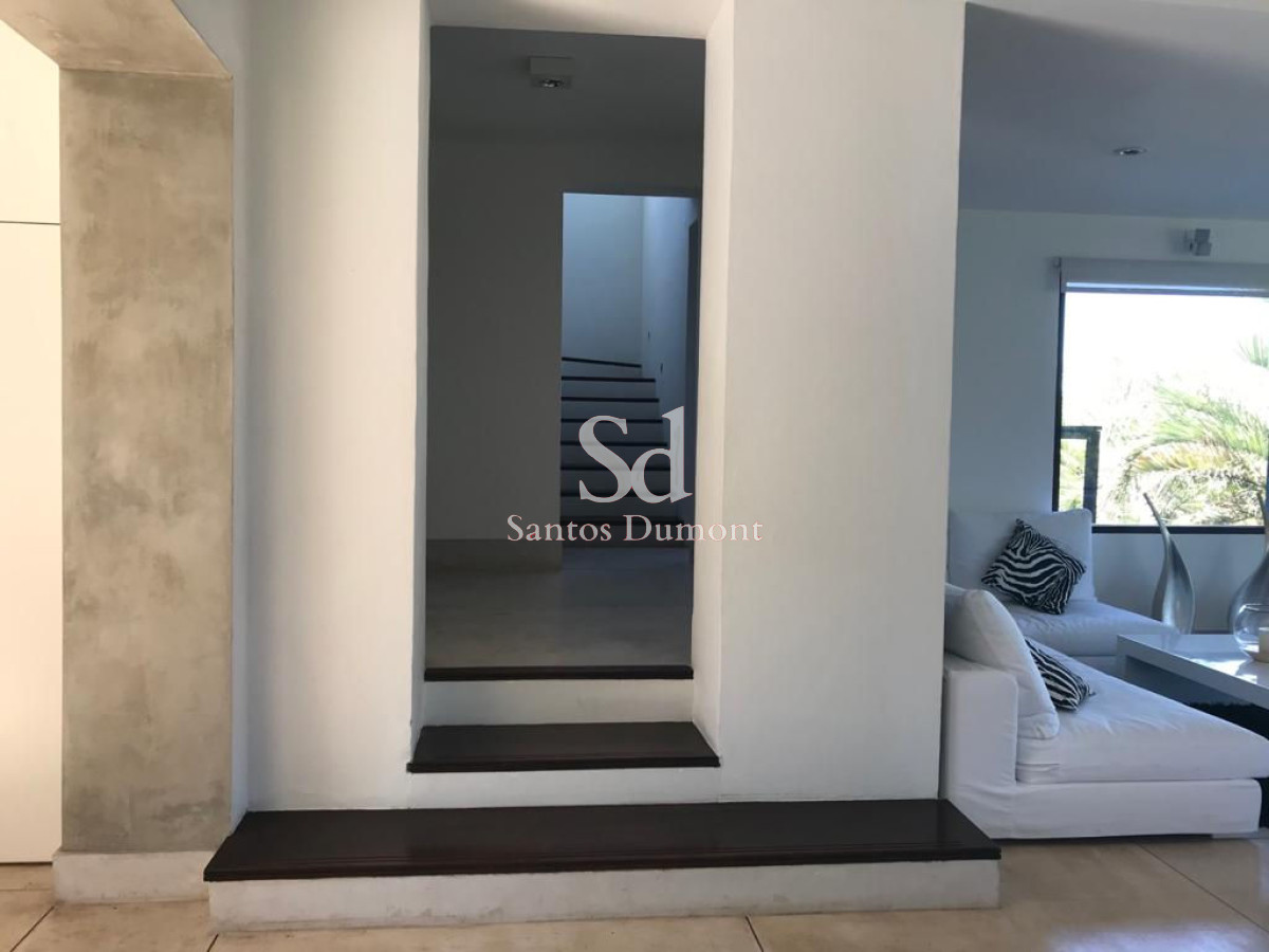 Chacra ID.13372 - Espectacular chacra - 4 Dorms - en venta 