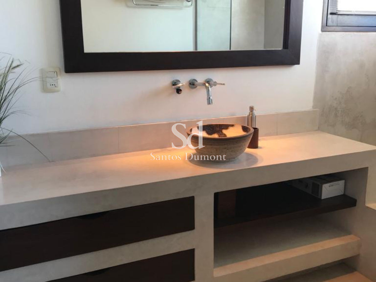 Chacra ID.13372 - Espectacular chacra - 4 Dorms - en venta 