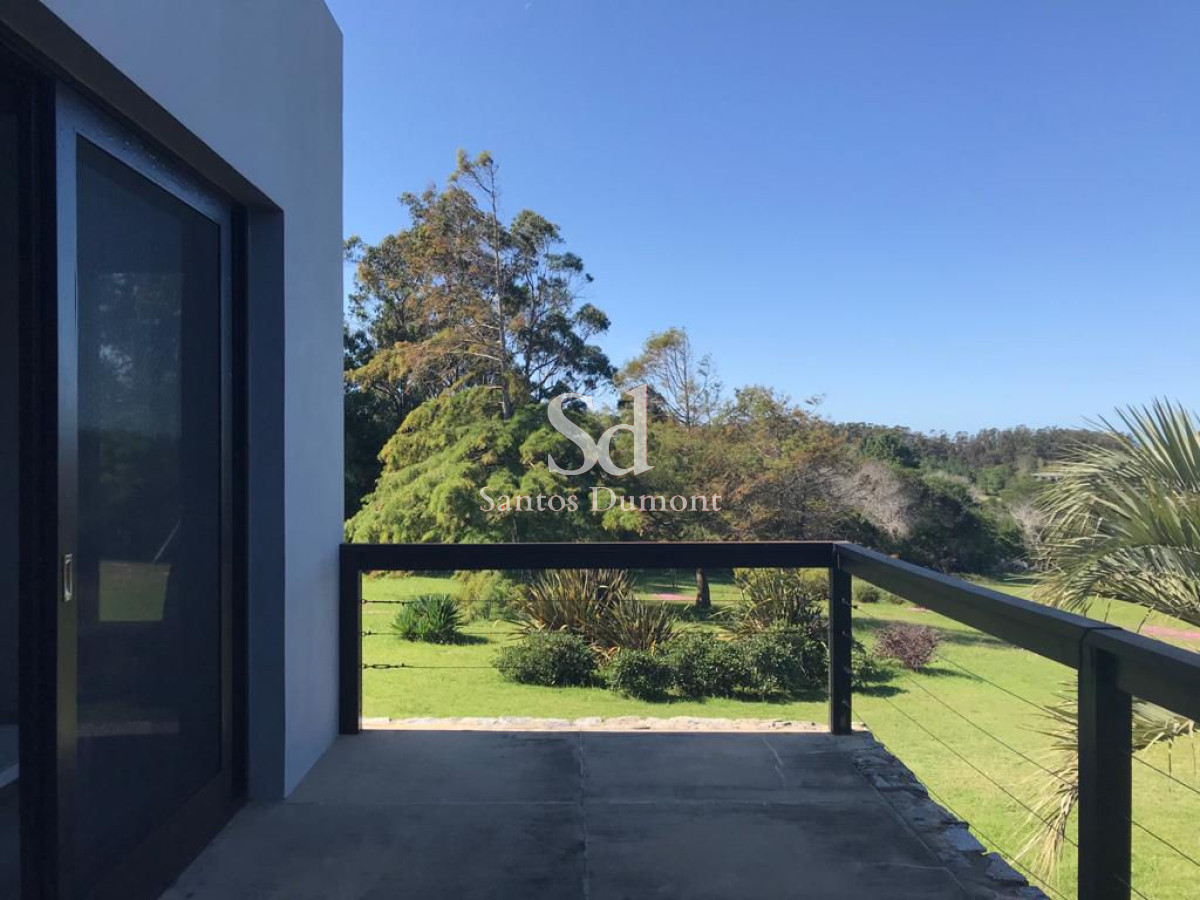 Chacra ID.13372 - Espectacular chacra - 4 Dorms - en venta 