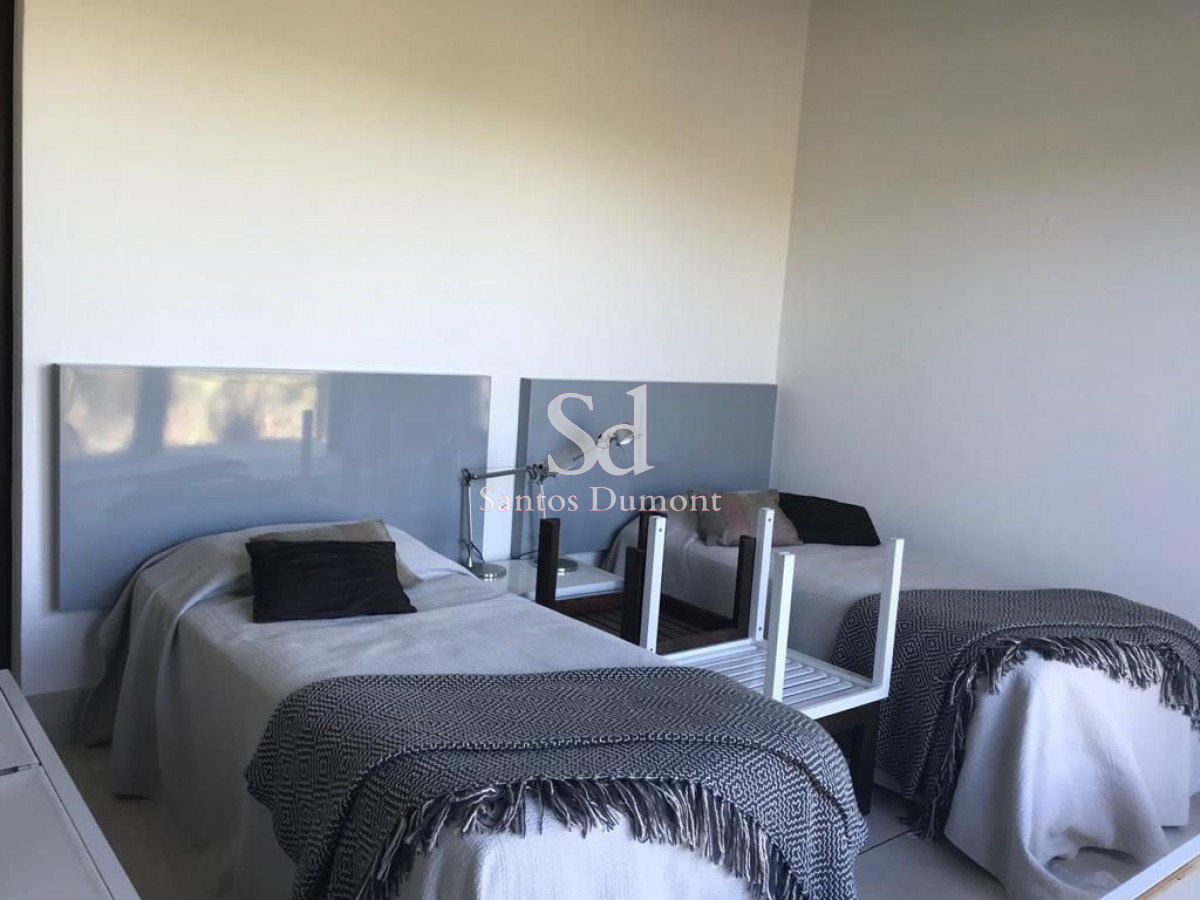 Chacra ID.13372 - Espectacular chacra - 4 Dorms - en venta 
