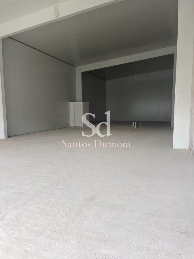Local Comercial ID.24602 - EXCELENTE UBICACION