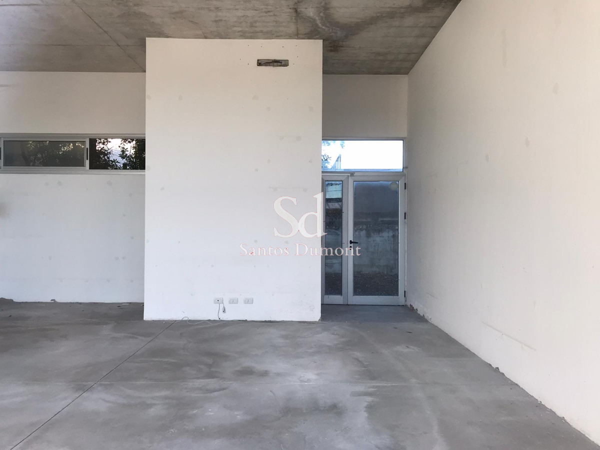 Local Comercial ID.13315 - ESPECTACULAR UBICACION