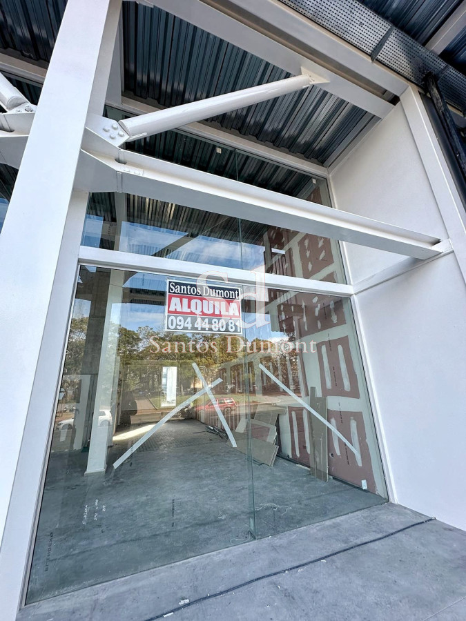 Local Comercial ID.24554 - LOCALES COMERCIALES A ESTRENAR
