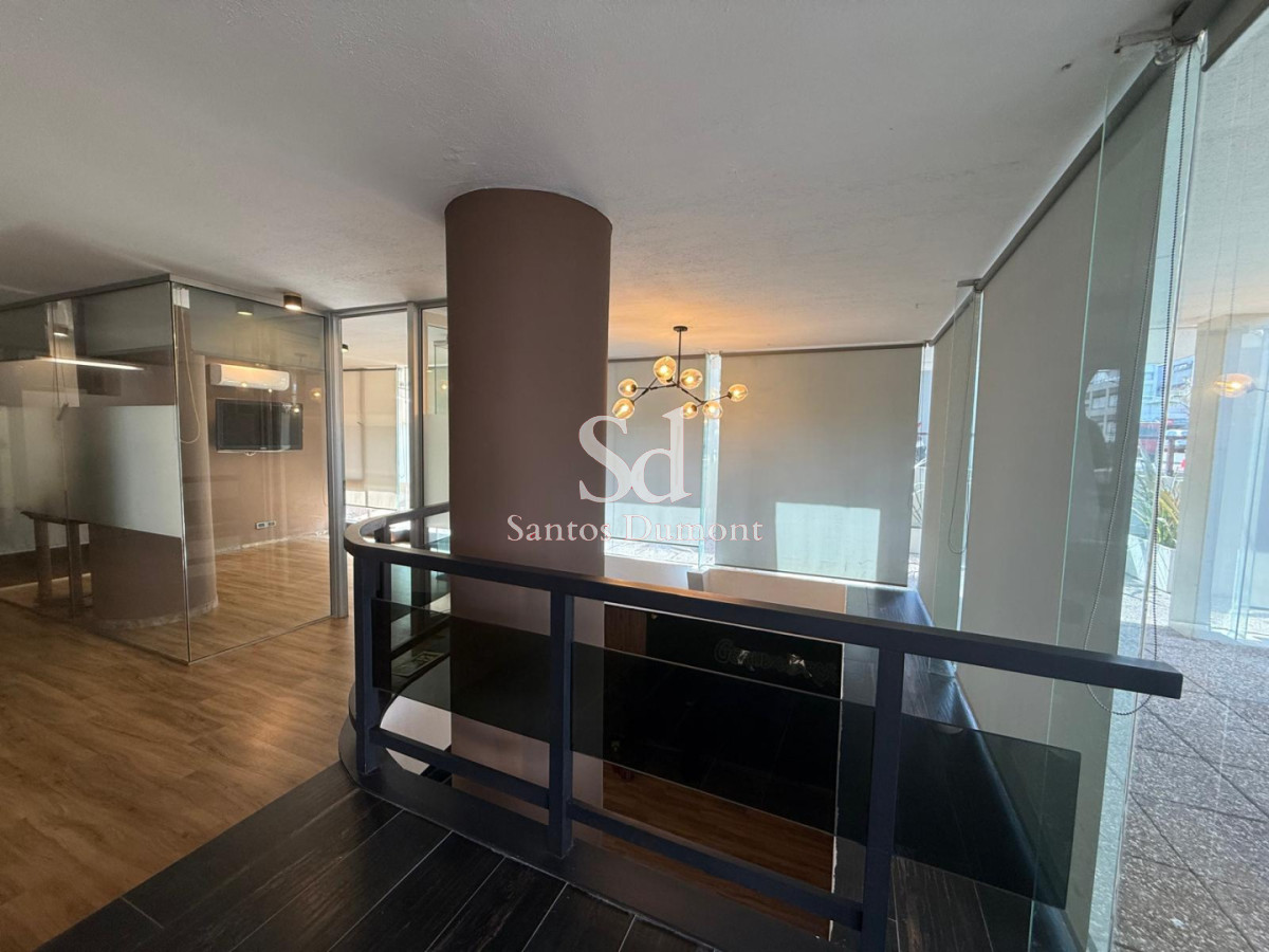 Local Comercial ID.25621 - Venta Local Comercial Punta del Este