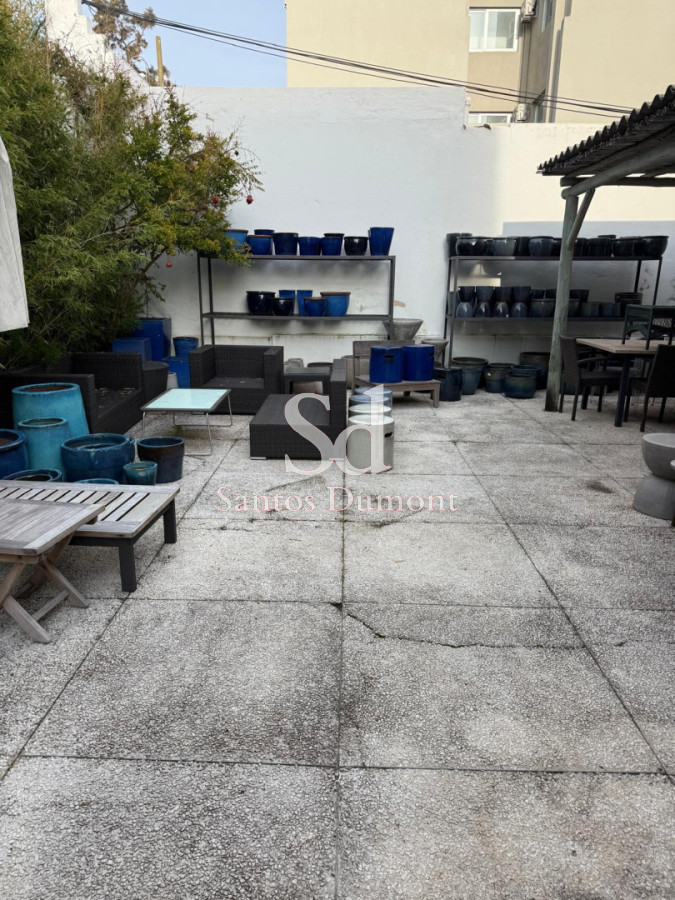 Local Comercial ID.25789 - Local en Venta y en Alquiler, Península Punta del Este
