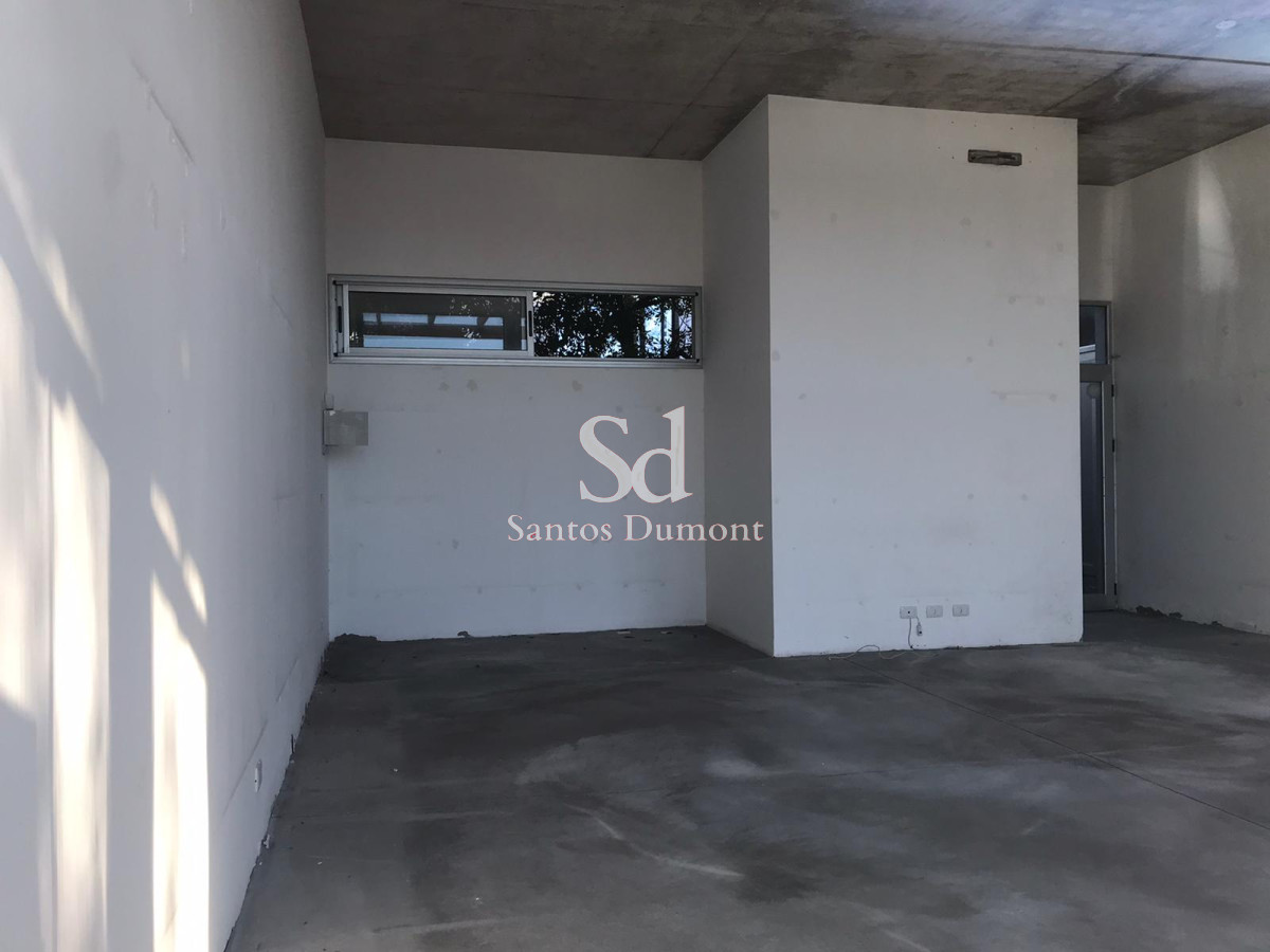 Local Comercial ID.13315 - ESPECTACULAR UBICACION
