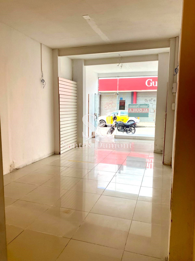 Local Comercial ID.24908 - ALQUILER - CENTRO DE MALDONADO