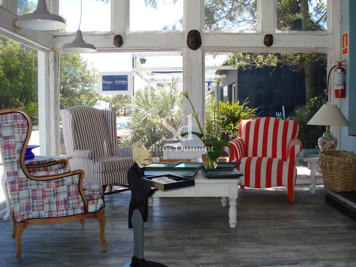 Local Comercial ID.13233 - OPORTUNIDAD - EXCELENTE UBICACION COMERCIAL