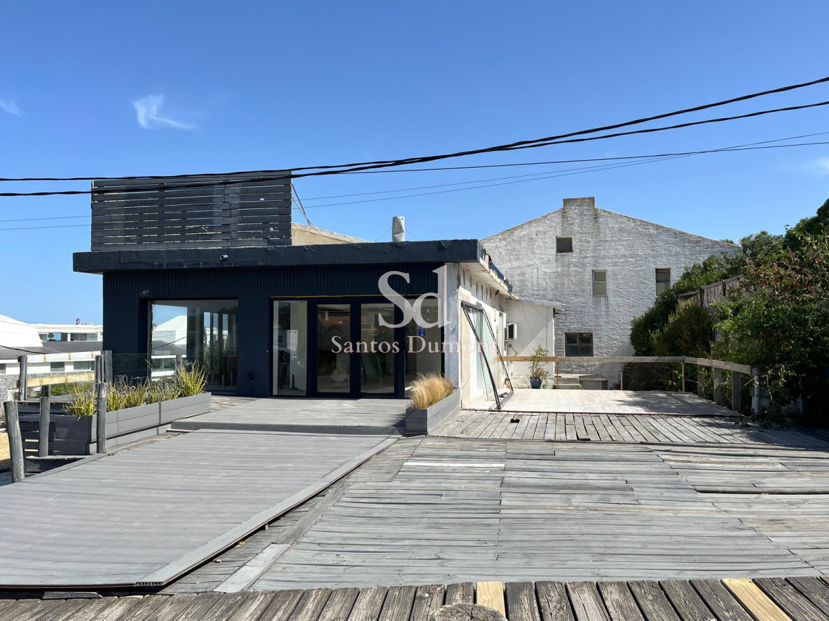 Local Comercial ID.24408 - VENTA - VISTA ESPECTACULAR