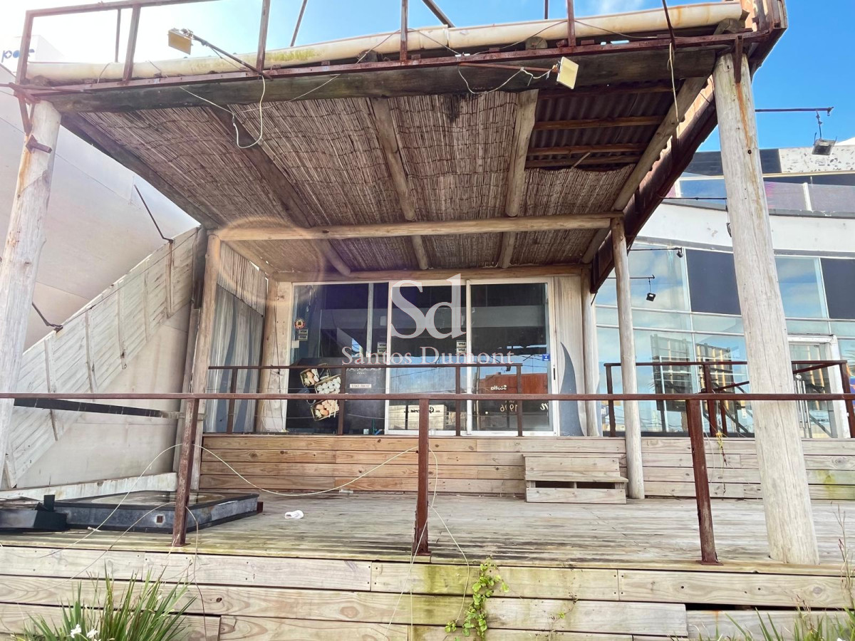 Local Comercial ID.13159 - Espectacular galería sobre ruta 10 - La Barra