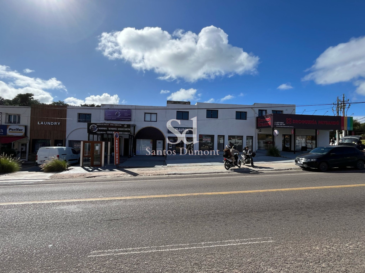 Local Comercial ID.24574 - ALQUILER - LOCALES EN LA BARRA