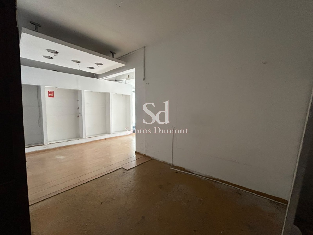 Local Comercial ID.10966 - EN ALQUILER - Local comercial sobre Av. Gorlero, Punta del Este