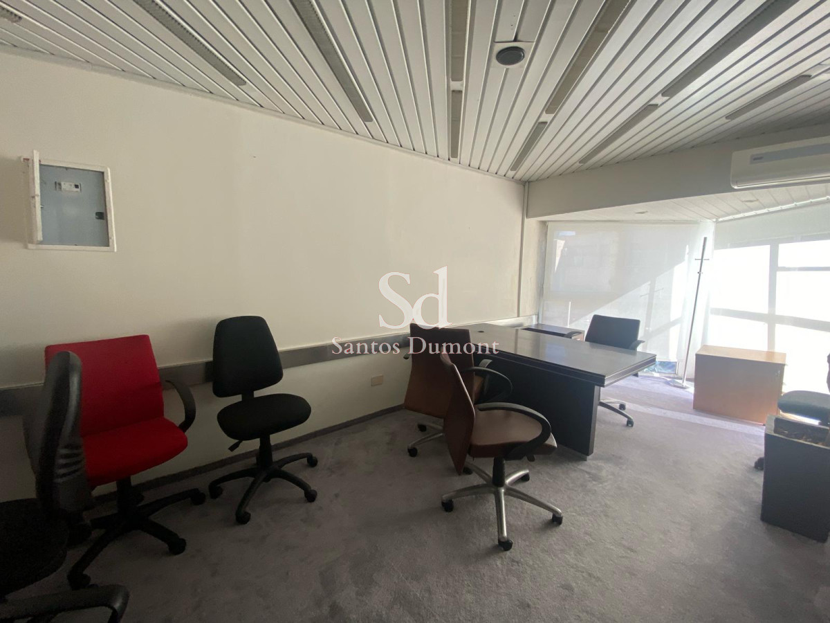 Local Comercial ID.23771 - Local en Punta del Este, Península