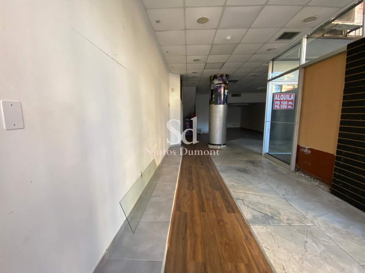 Local Comercial ID.25181 - Local en Punta del Este, Península