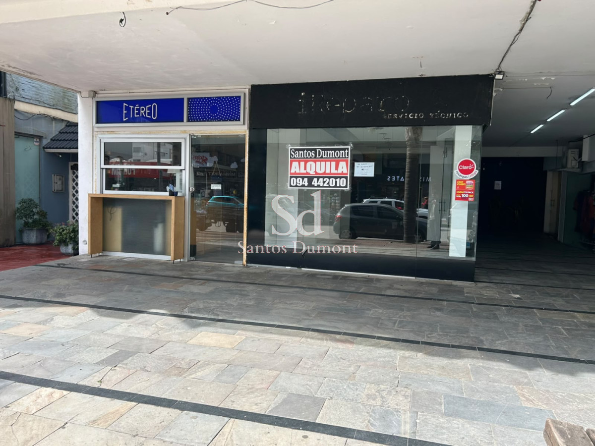 Local Comercial ID.10966 - EN ALQUILER - Local comercial sobre Av. Gorlero, Punta del Este