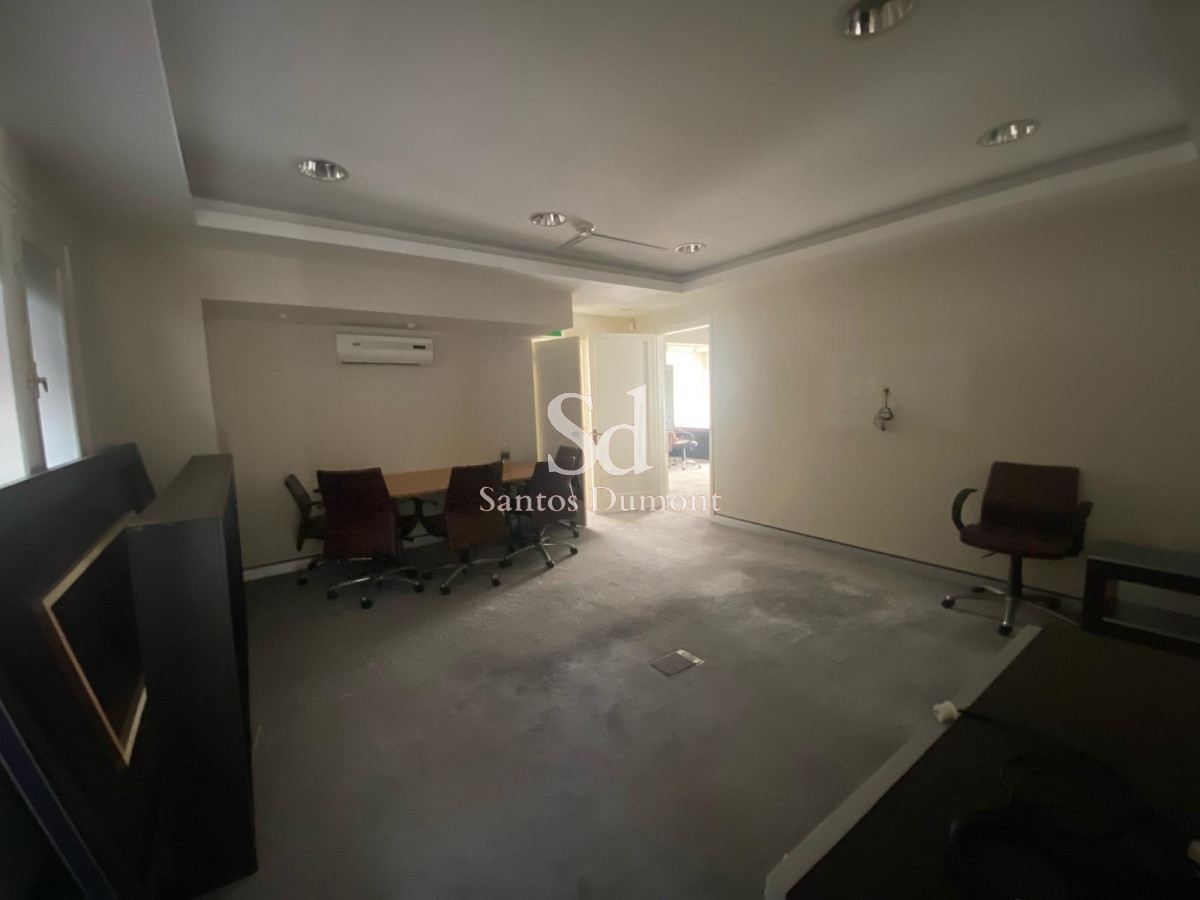 Local Comercial ID.23771 - Local en Punta del Este, Península